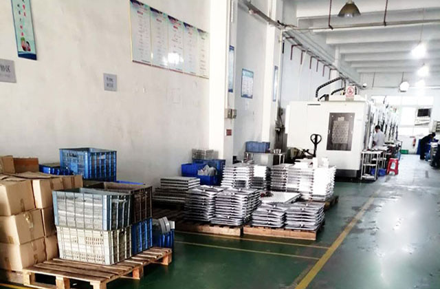  手机壳五金加工打样注意这几点，质量有保障 